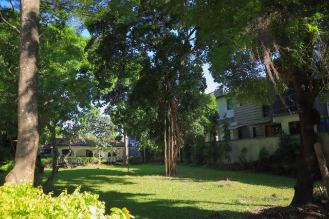 1 Acre Land at Nyali